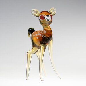 Hand‑crafted Glass Fawn Figurine